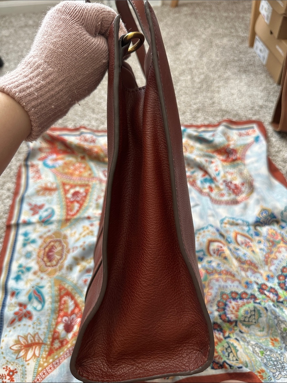 Fossil Chestnut Brown Leather Tote with Gold Logo - Picture 7 of 12